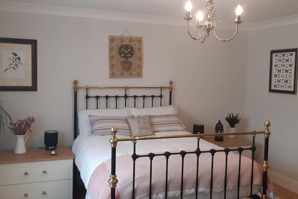 فيلا Pinewood Cotage - Country Walks And Relaxation Blairgowrie and Rattray المظهر الخارجي الصورة